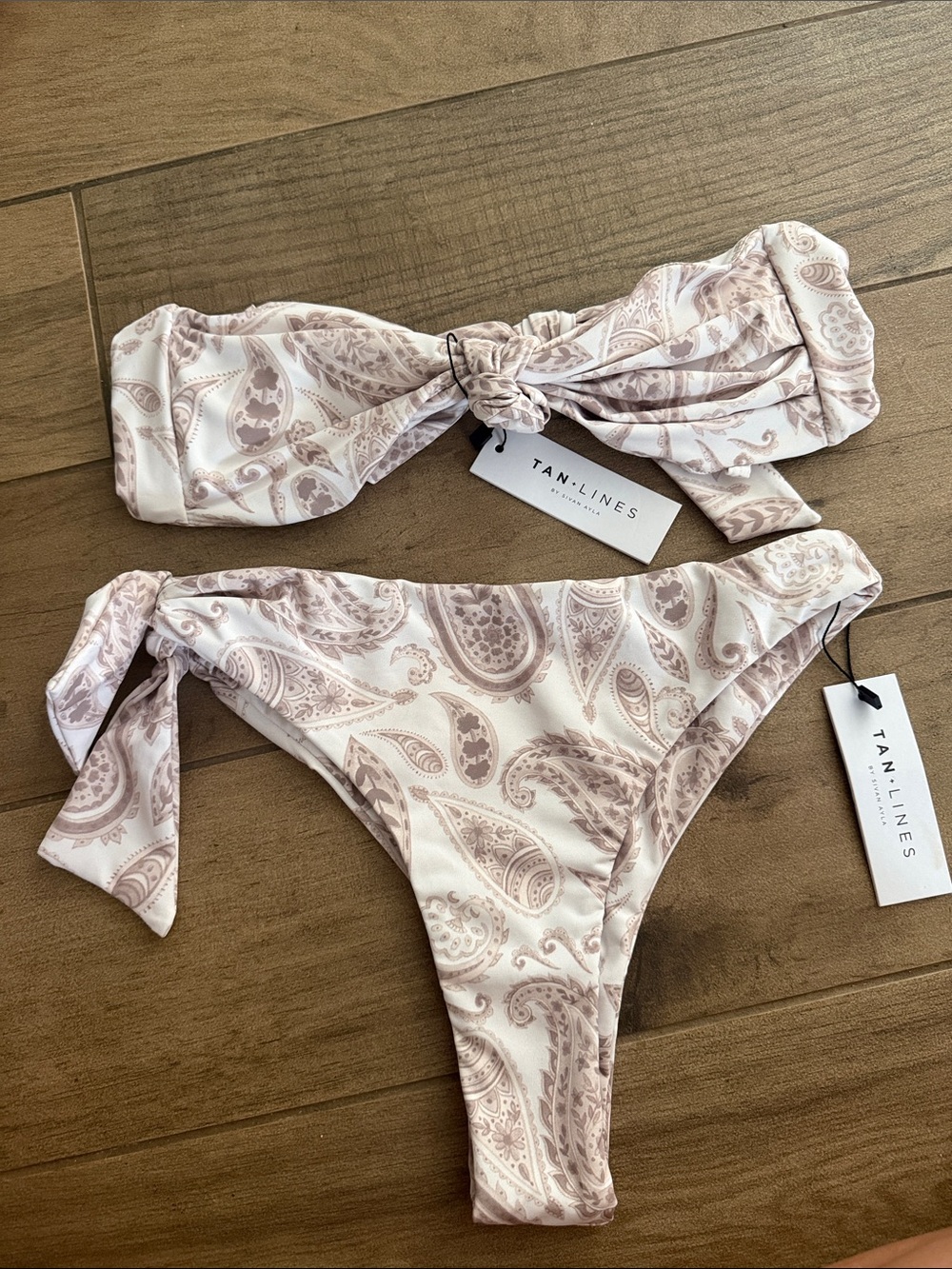 NWT Tan Lines Women's Paisley Bandeau Bikini Set